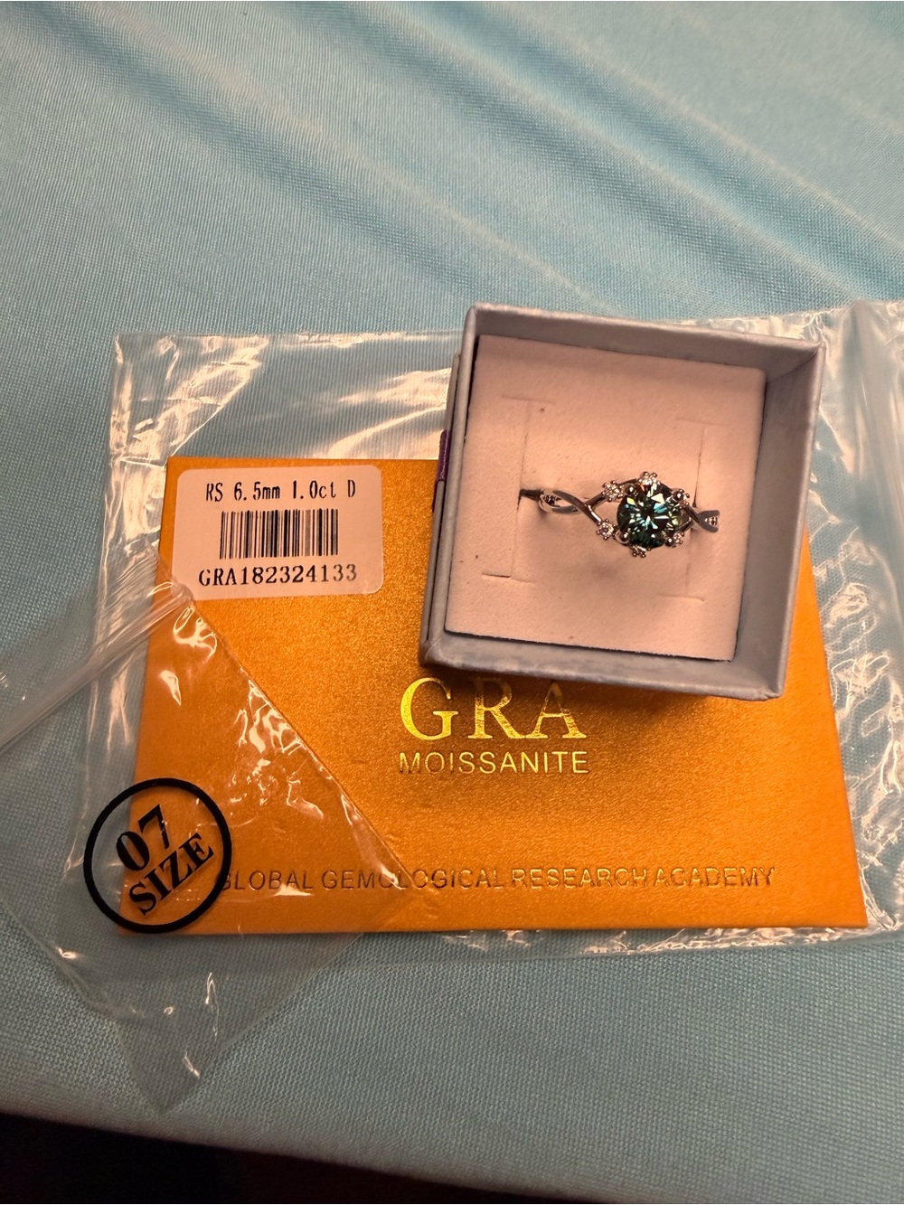 Green Round Solitaire Moissanite Ring with Accent Stones - Picture 5 of 5